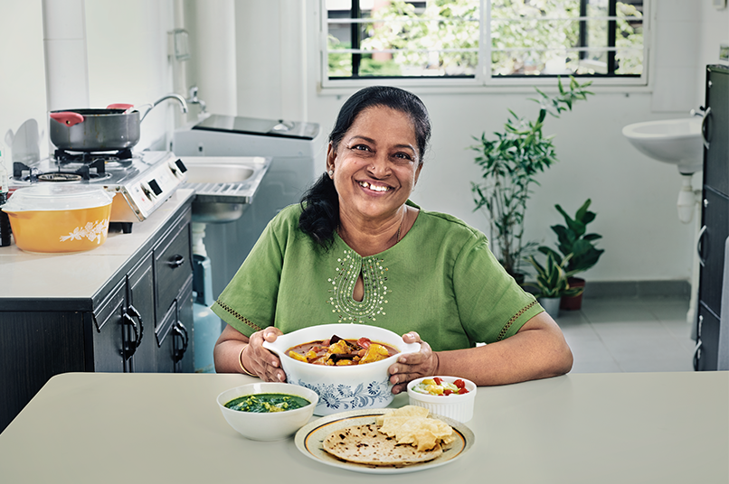 Photo of Elizabeth Ratnam, Homemaker & Grandmother of 3